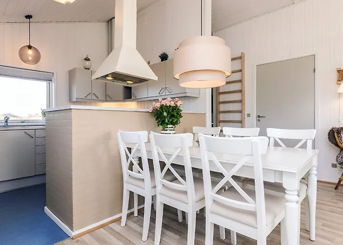 6 Person In Дом отдыха